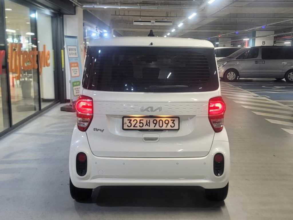 KIA Ray - Vista 5