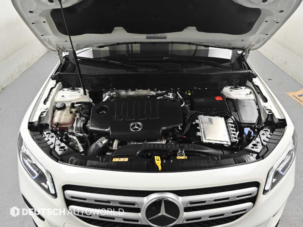 Mercedes Benz GLB Class - Vista 6