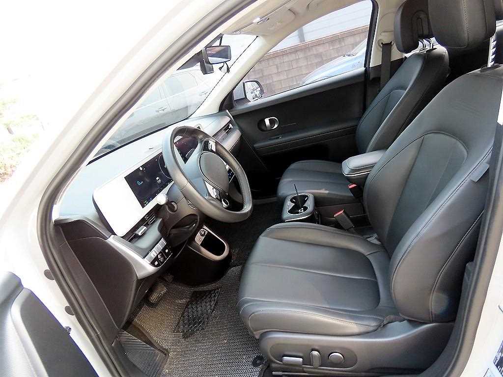 HYUNDAI Ioniq 5 - Vista 5