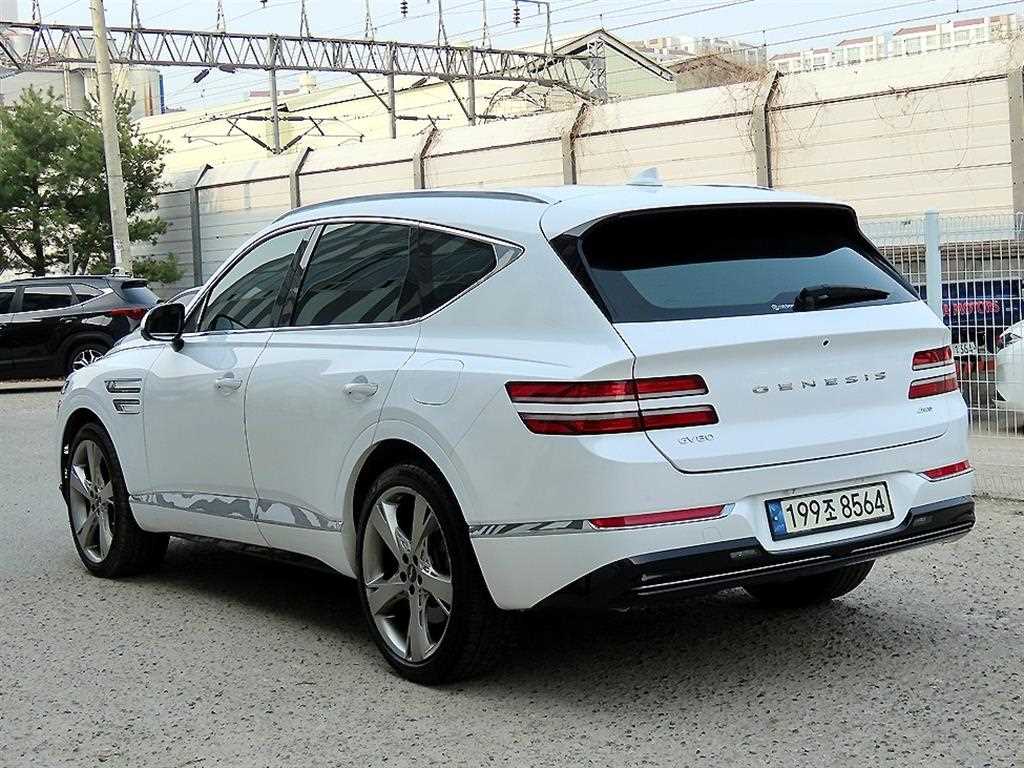 Genesis GV80 - Vista 4