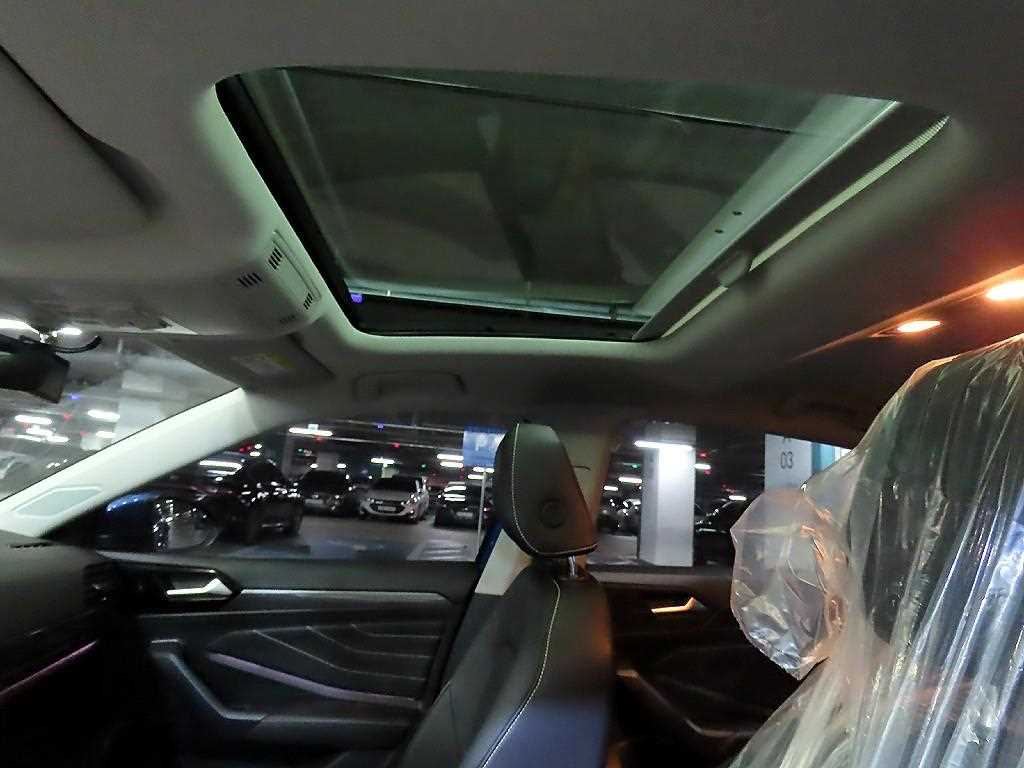 Volkswagen Jetta 2023 Azul - Importación desde Corea - HF Imports Iquique - Foto 18