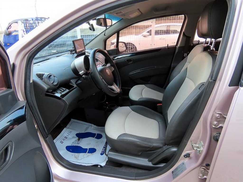 Chevrolet Spark - Vista 5