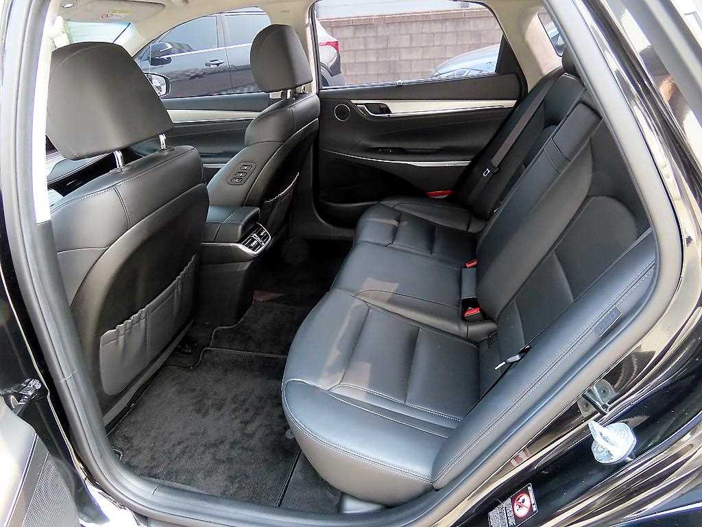 HYUNDAI Grandeur - Vista 6