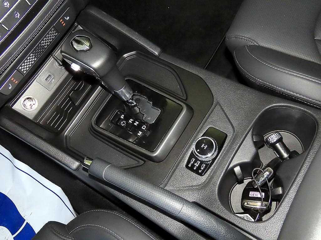 Ssangyong Rexton - Vista 12