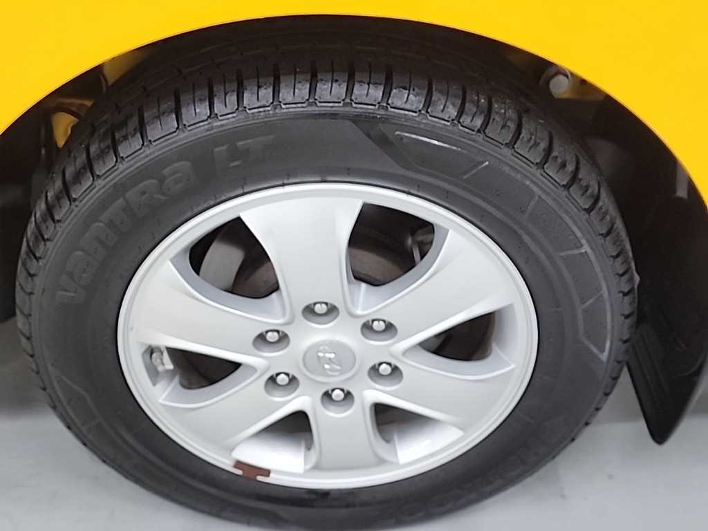 HYUNDAI Starex 2020 Amarillo - Importación desde Corea - HF Imports Iquique - Foto 20