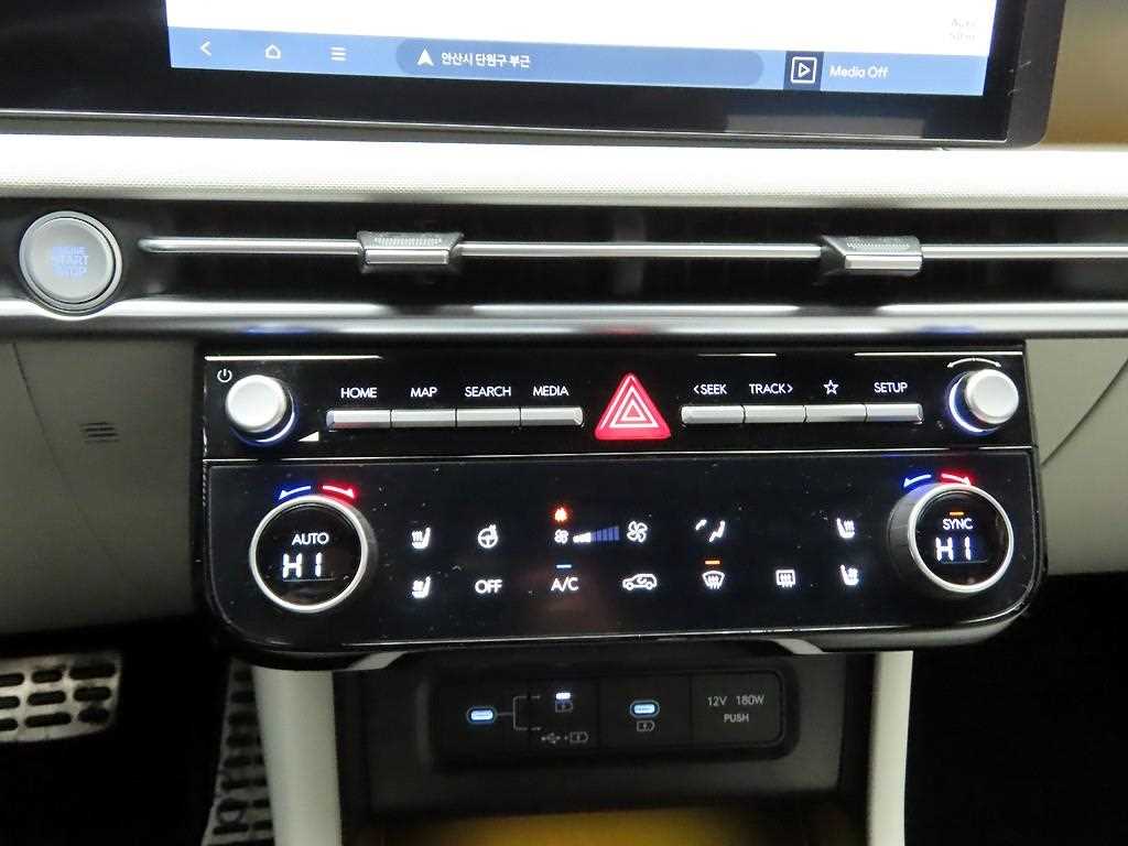 HYUNDAI Tucson - Vista 9