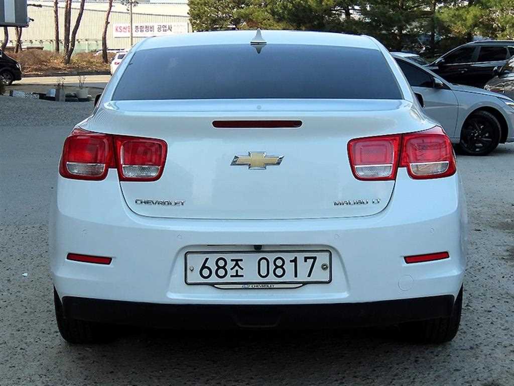 Chevrolet Malibu - Vista 4