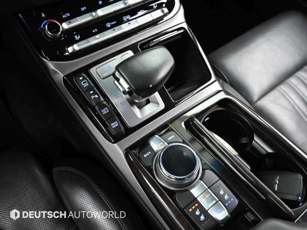 Genesis EQ900 - Vista 9