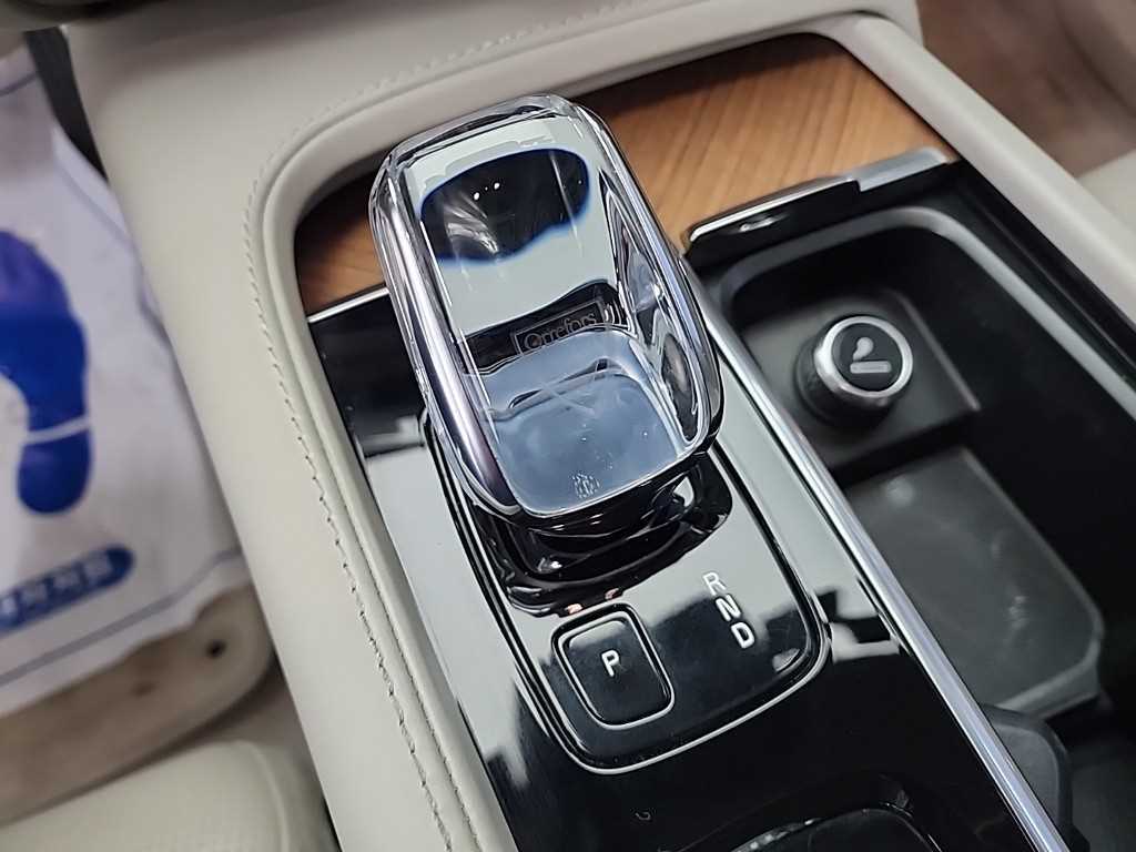 Volvo XC90 - Vista 8