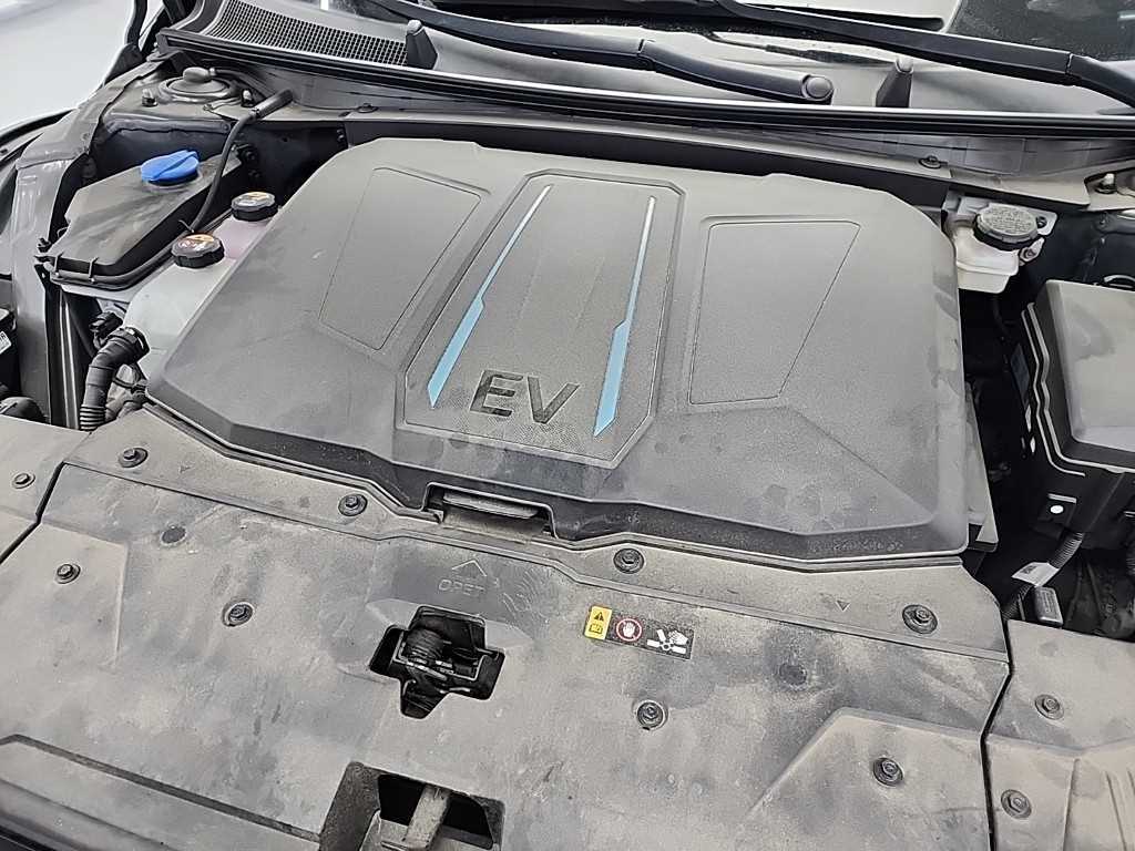 HYUNDAI Ioniq 5 - Vista 5