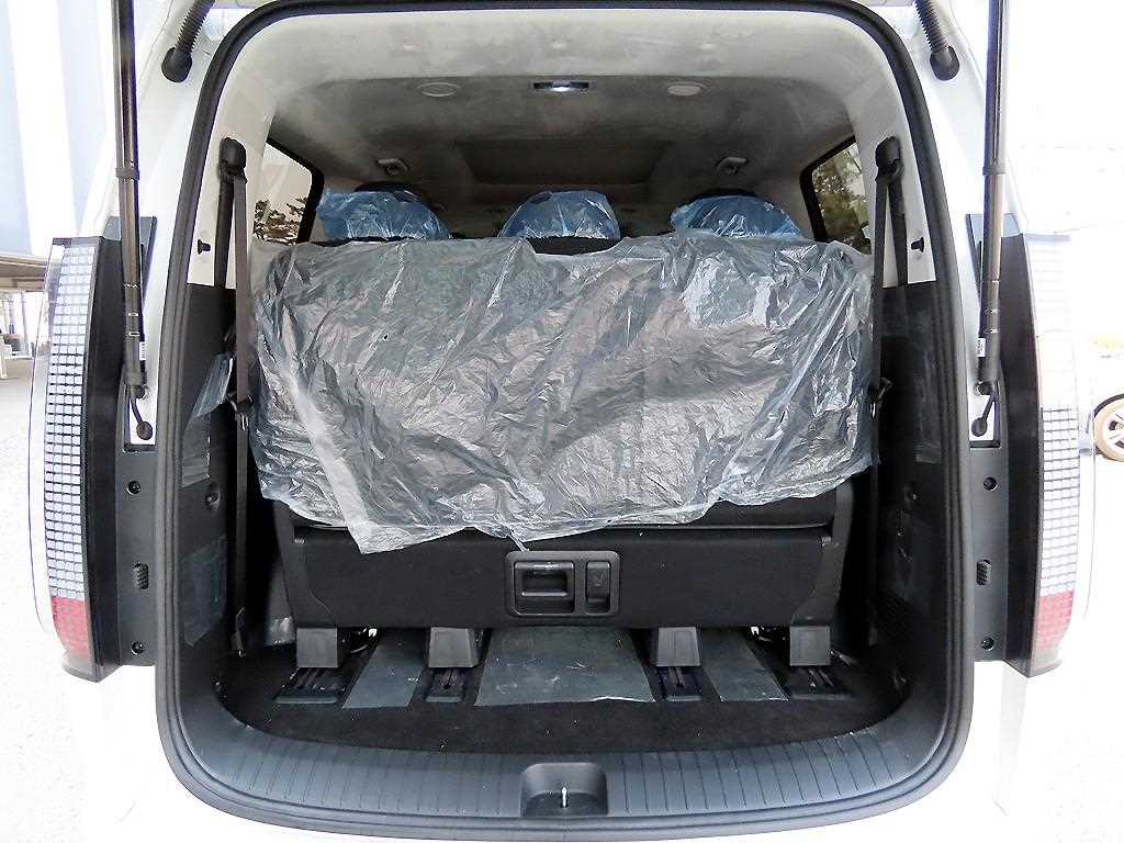 HYUNDAI Staria 2025 Blanco - Importación desde Corea - HF Imports Iquique - Foto 16