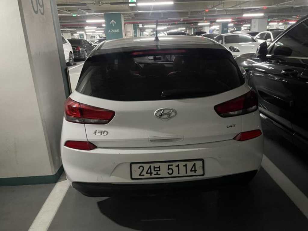 HYUNDAI i30 - Vista 2