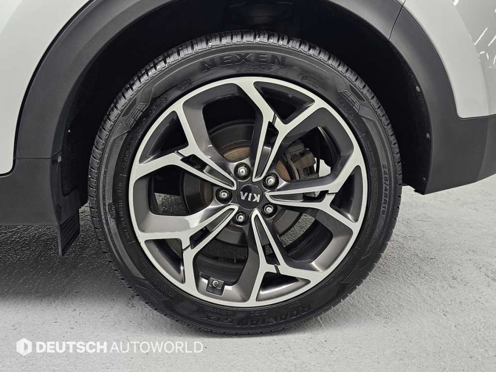 KIA Sportage - Vista 5