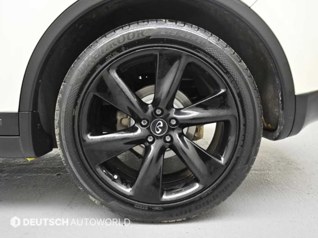 Infiniti QX - Vista 5