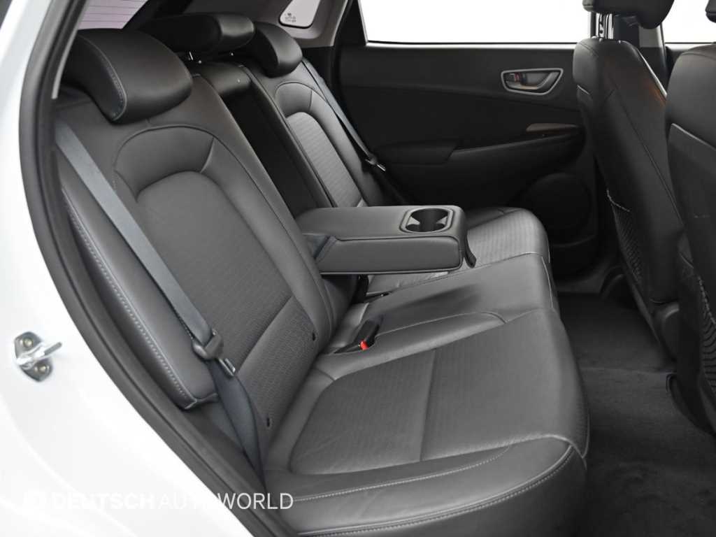 HYUNDAI Kona - Vista 12