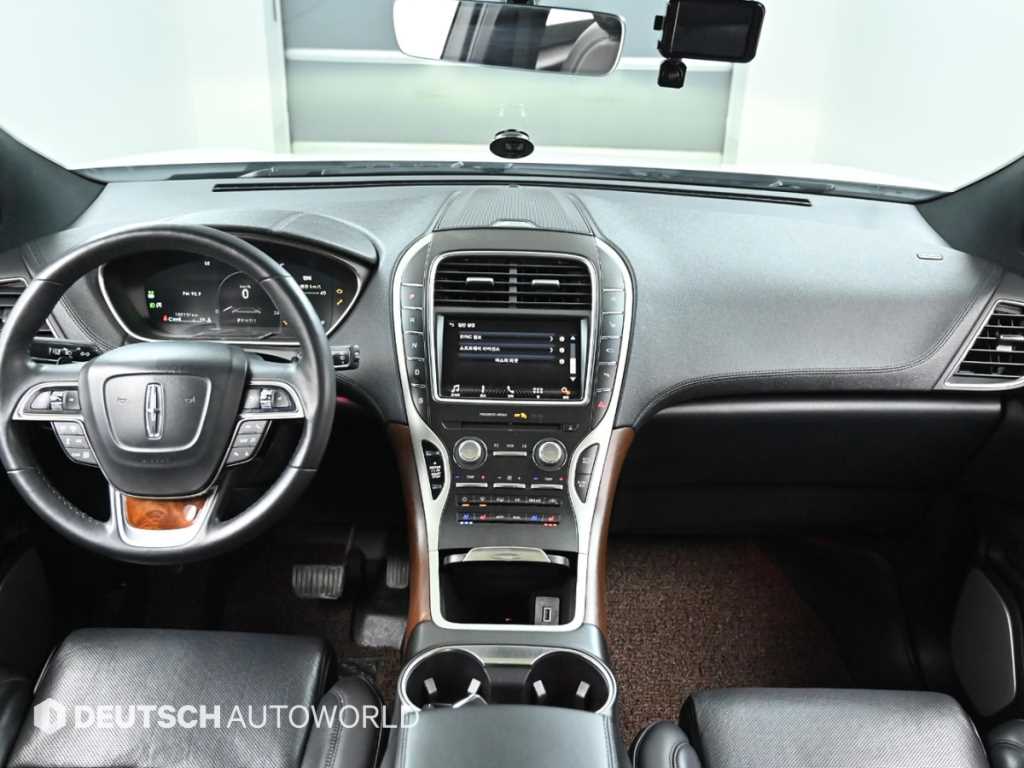 Lincoln Nautilus - Vista 7