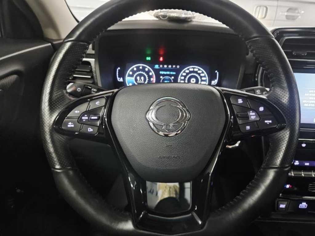 Ssangyong Tivoli - Vista 7