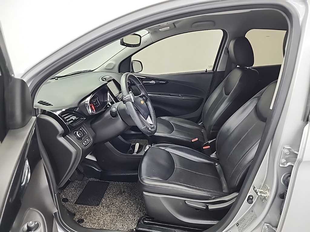 Chevrolet Spark - Vista 11