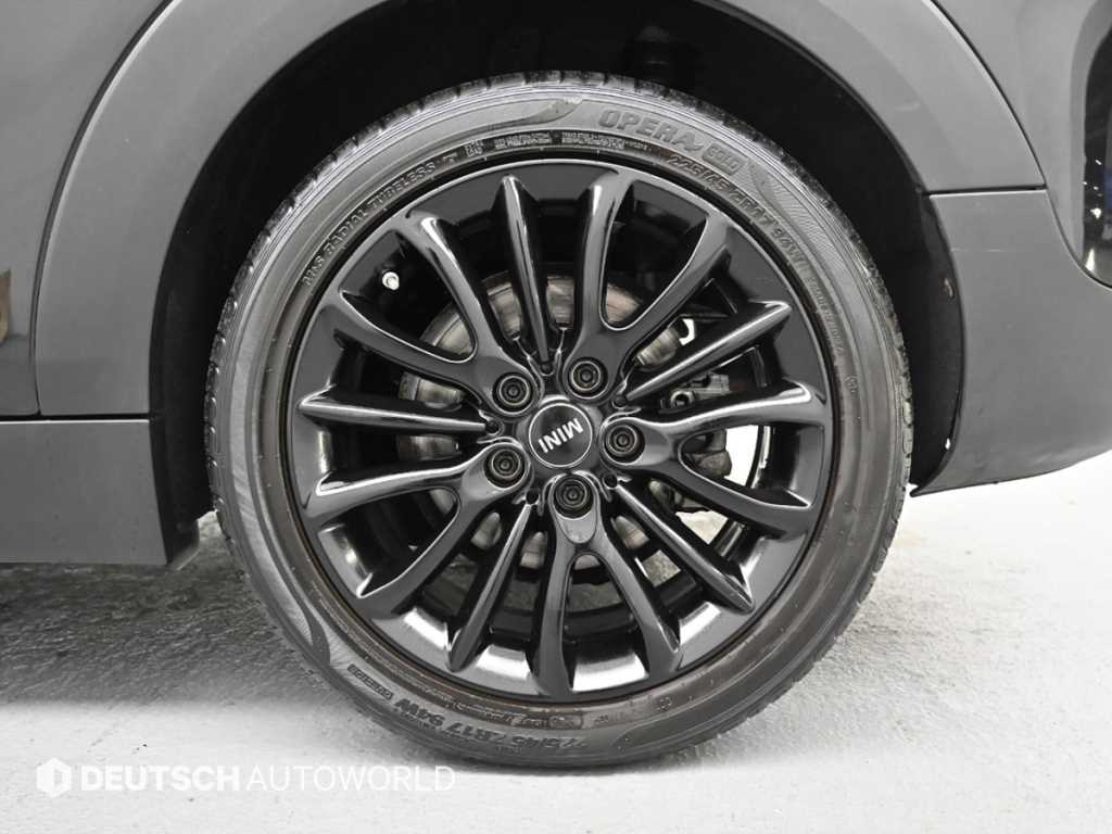 Mini Clubman - Vista 5