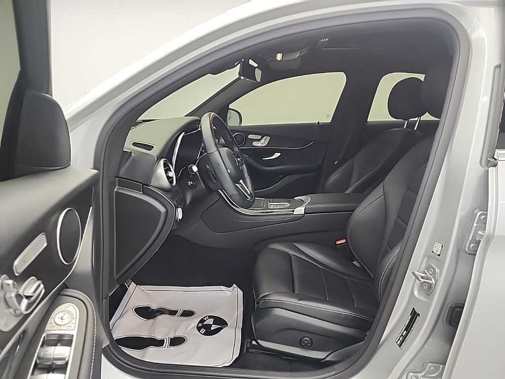 Mercedes Benz GLC Class - Vista 11