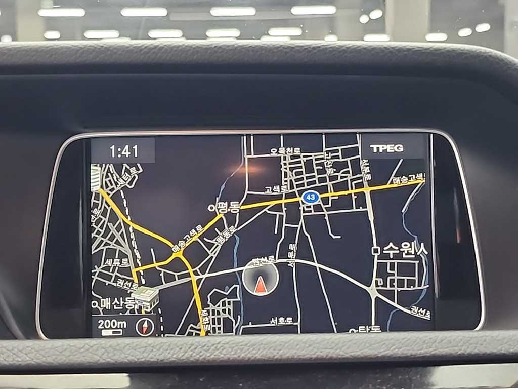 Mercedes Benz E class 2014 Blanco - Importación desde Corea - HF Imports Iquique - Foto 16