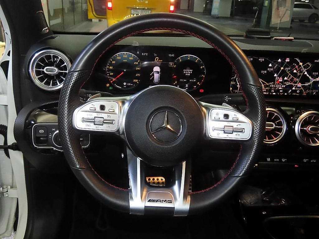 Mercedes Benz A Class - Vista 8