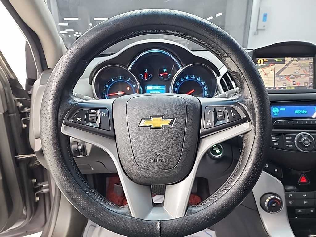 Chevrolet Cruise - Vista 9
