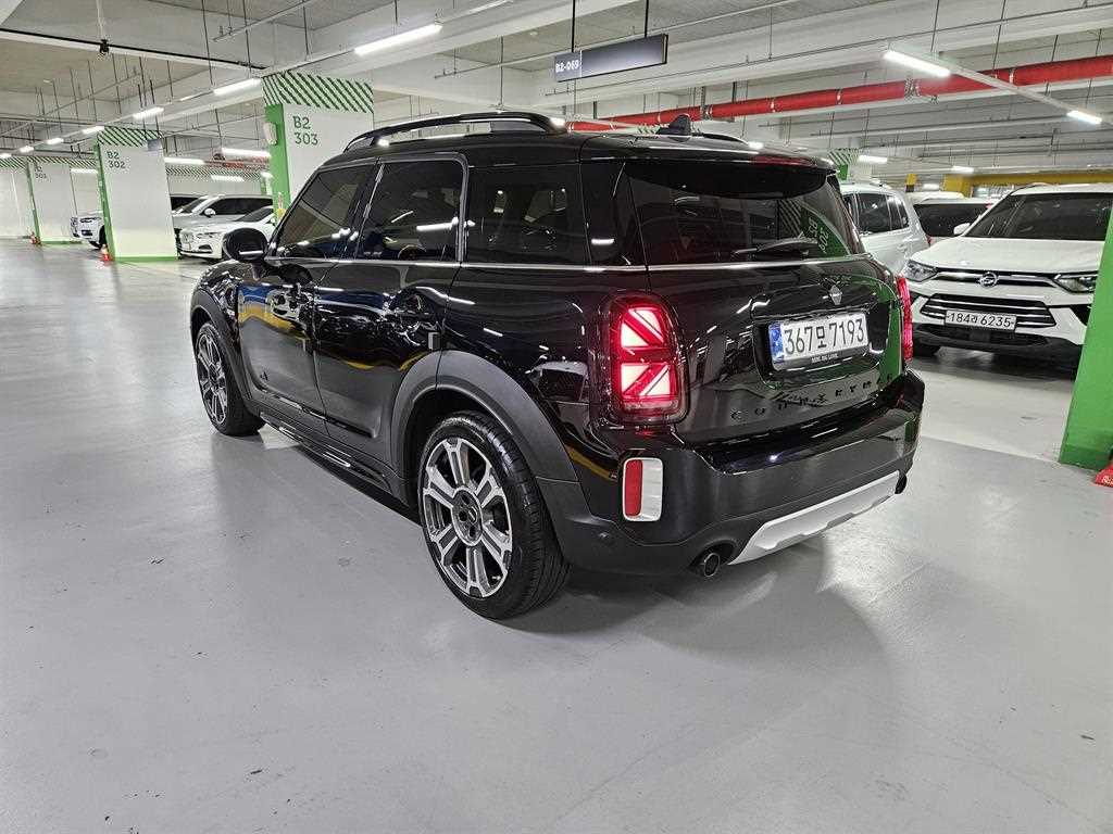 Mini Countryman - Vista 4