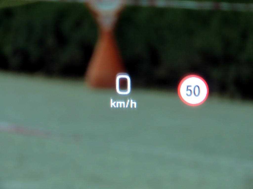 Mercedes Benz E class - Vista 10