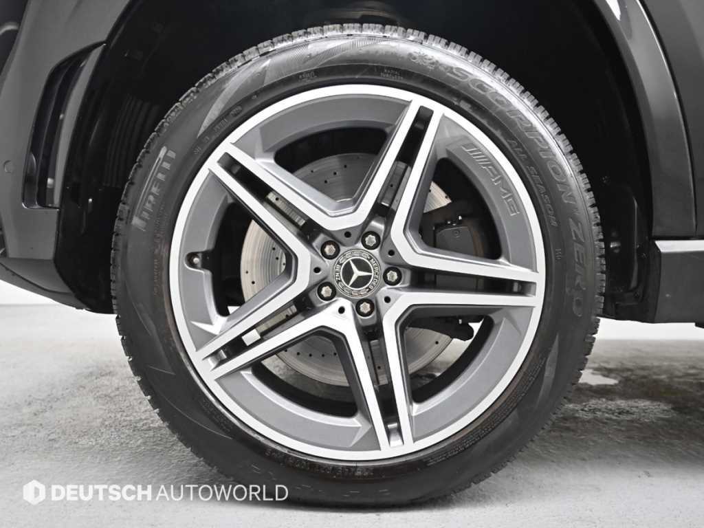 Mercedes Benz GLS Class - Vista 5