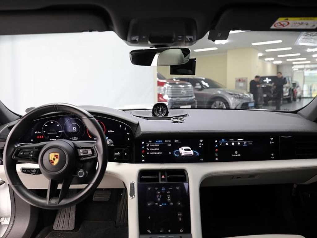 Porsche Taycan 2021 Blanco - Importación desde Corea - HF Imports Iquique - Foto 20