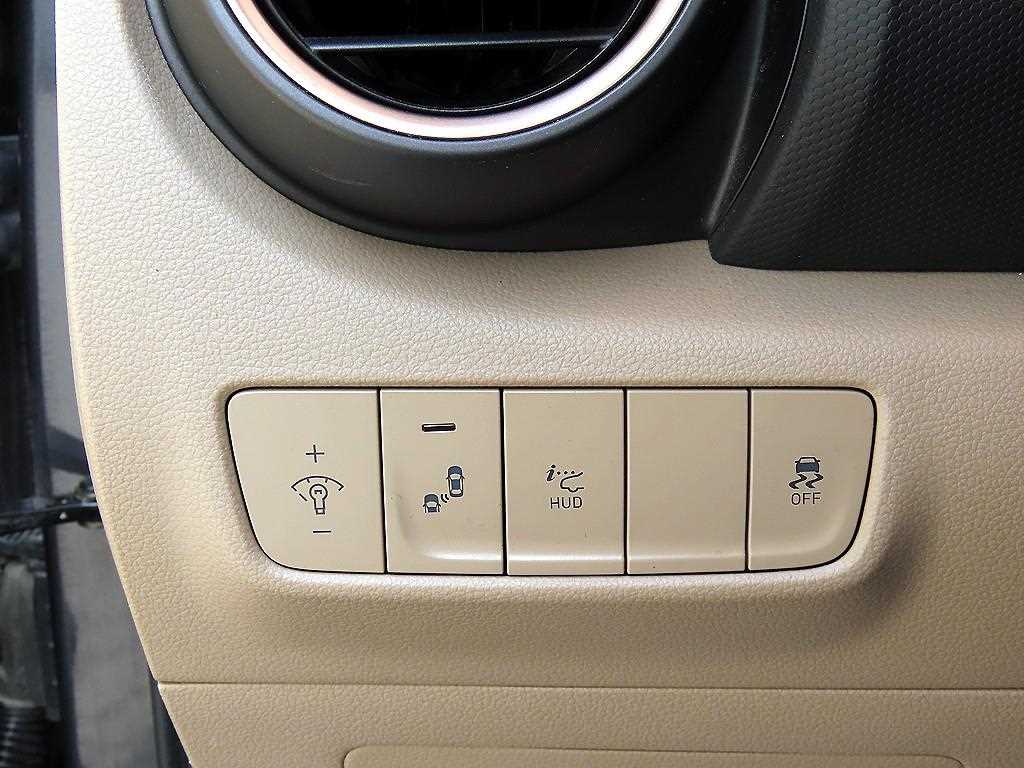 HYUNDAI Kona 2018 Gris - Importación desde Corea - HF Imports Iquique - Foto 14