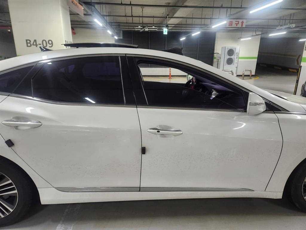 HYUNDAI Grandeur - Vista 6