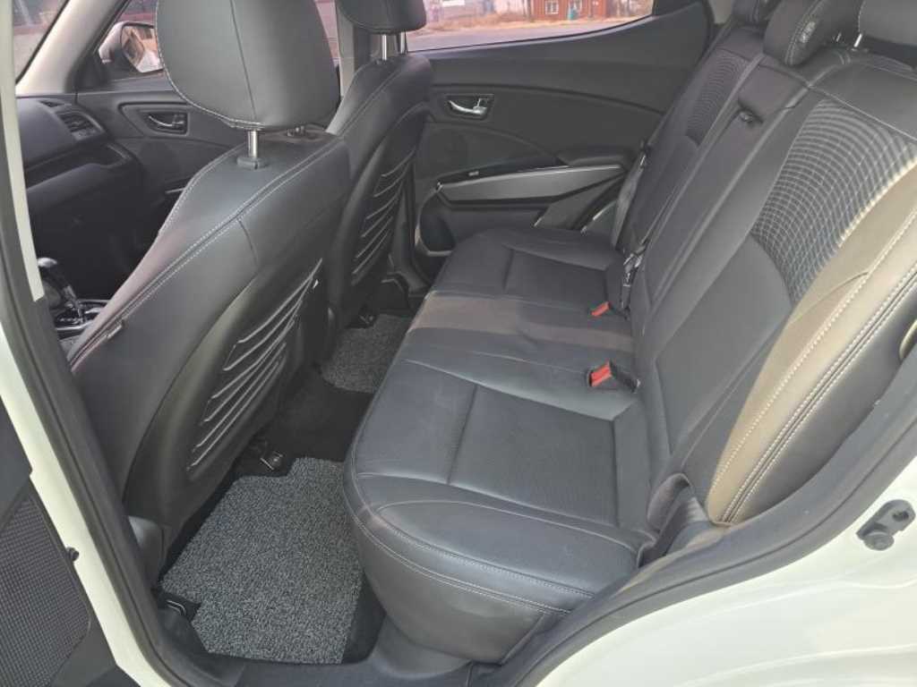 Ssangyong Tivoli 2018 - Importación desde Corea - HF Imports Iquique - Foto 16