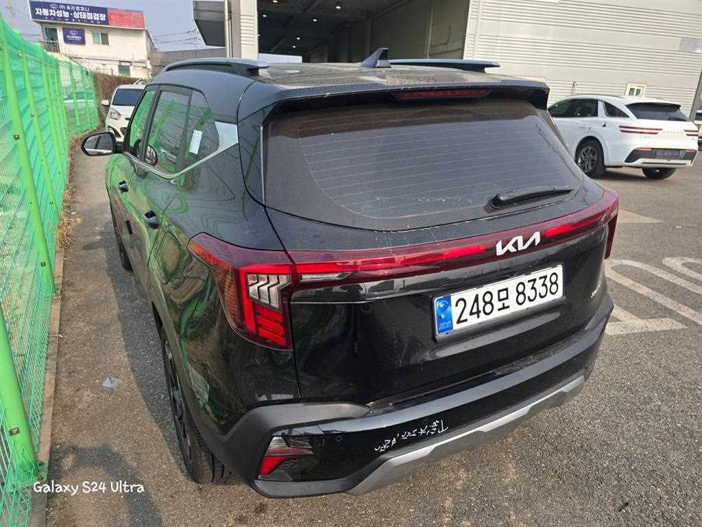 KIA Seltos - Vista 4