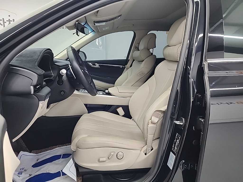 Genesis GV80 - Vista 12