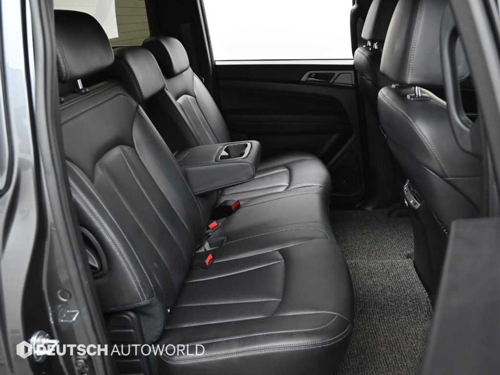 Ssangyong Musso - Vista 12