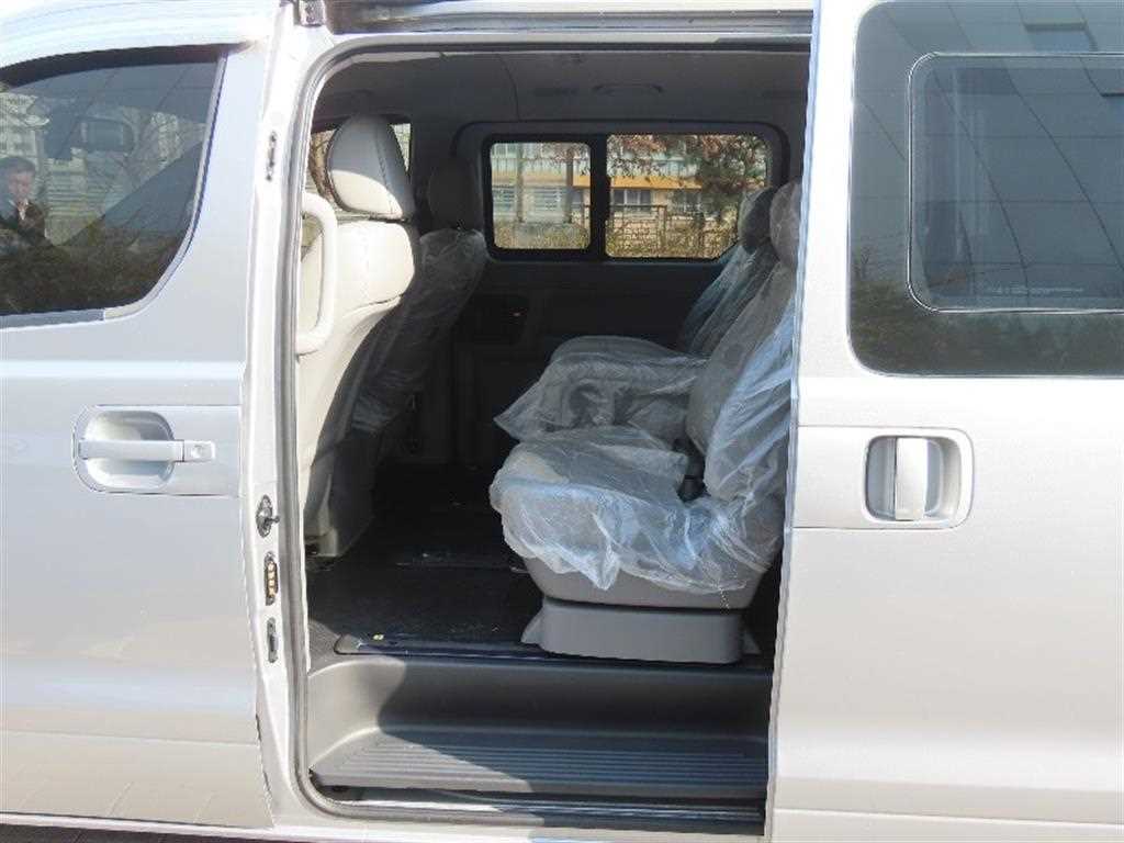 HYUNDAI Starex 2021 - Importación desde Corea - HF Imports Iquique - Foto 14