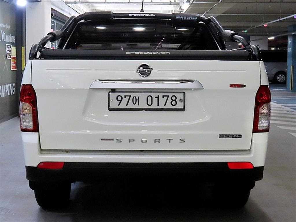 Ssangyong Korando - Vista 5