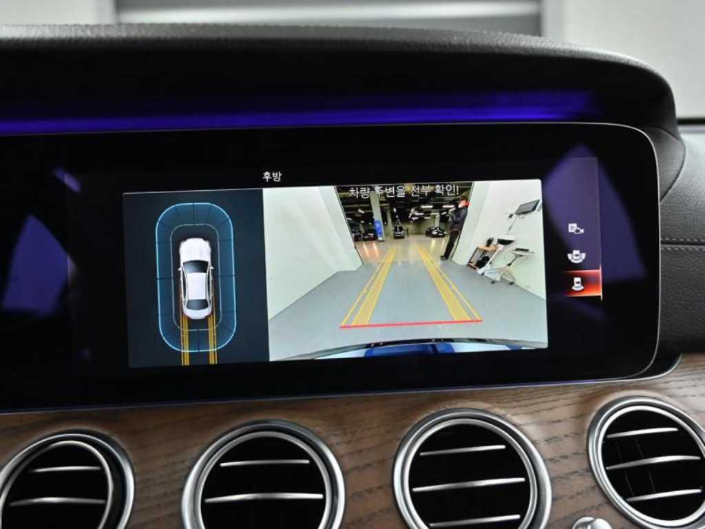 Mercedes Benz E class 2021 Azul - Importación desde Corea - HF Imports Iquique - Foto 15