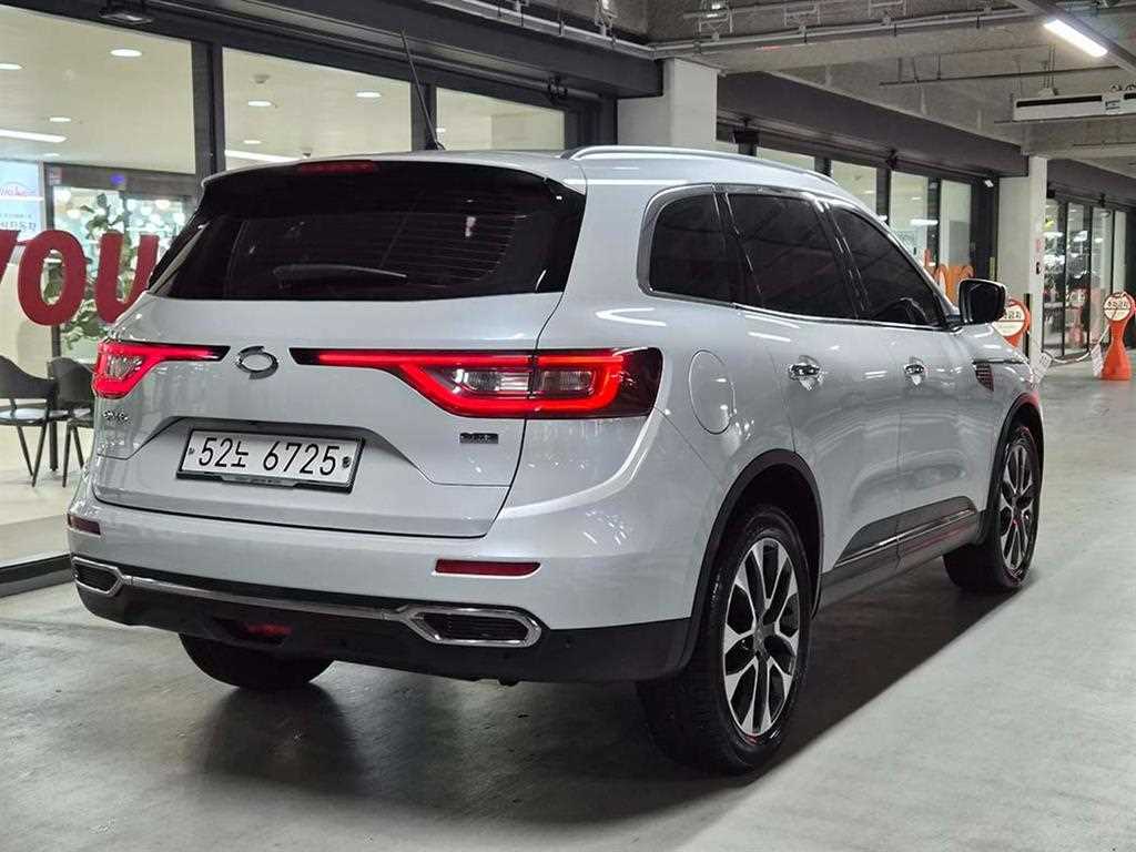 SAMSUNG QM6 - Vista 4