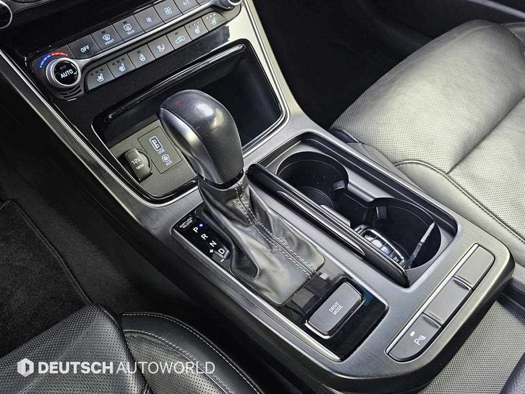 HYUNDAI Grandeur - Vista 9