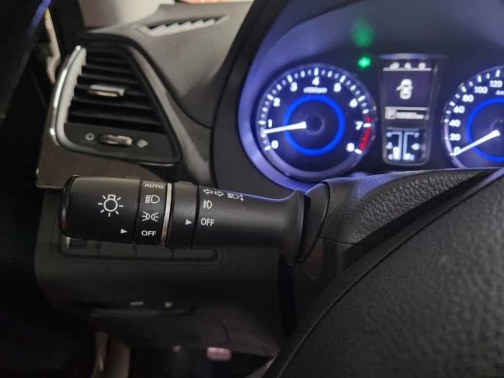 HYUNDAI Grandeur 2015 Plateado - Importación desde Corea - HF Imports Iquique - Foto 16