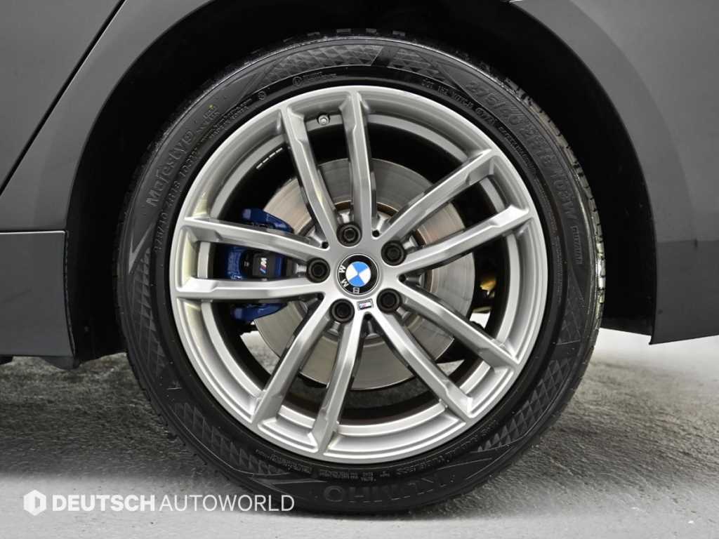 BMW 5 Series - Vista 5