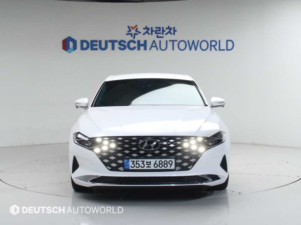 HYUNDAI Grandeur - Vista 3