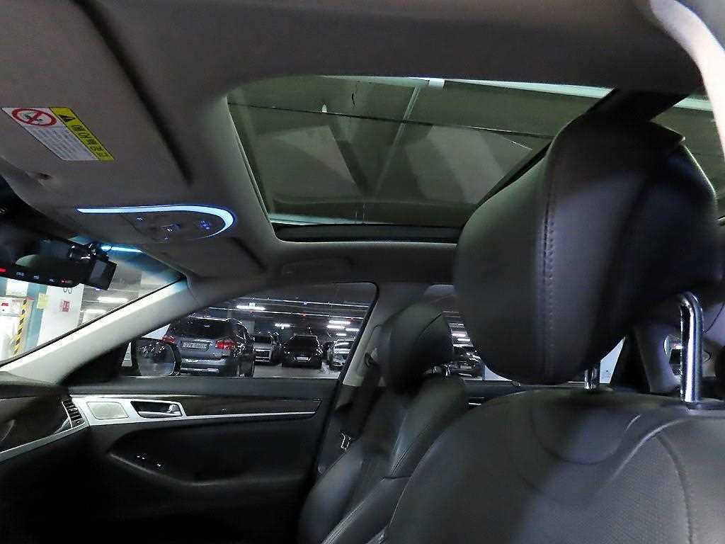 Genesis G80 2017 Blanco - Importación desde Corea - HF Imports Iquique - Foto 16