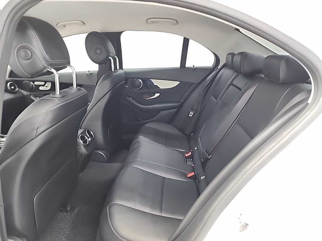 Mercedes Benz C Class - Vista 12
