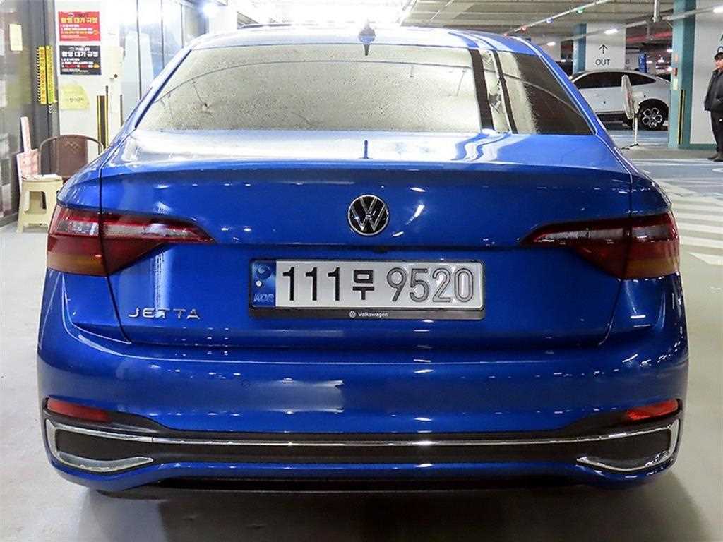 Volkswagen Jetta - Vista 5