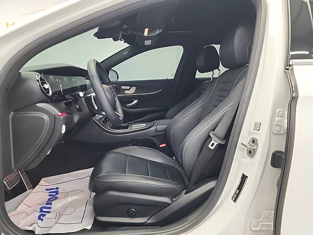 Mercedes Benz E class - Vista 11