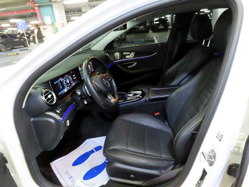 Mercedes Benz E class - Vista 6